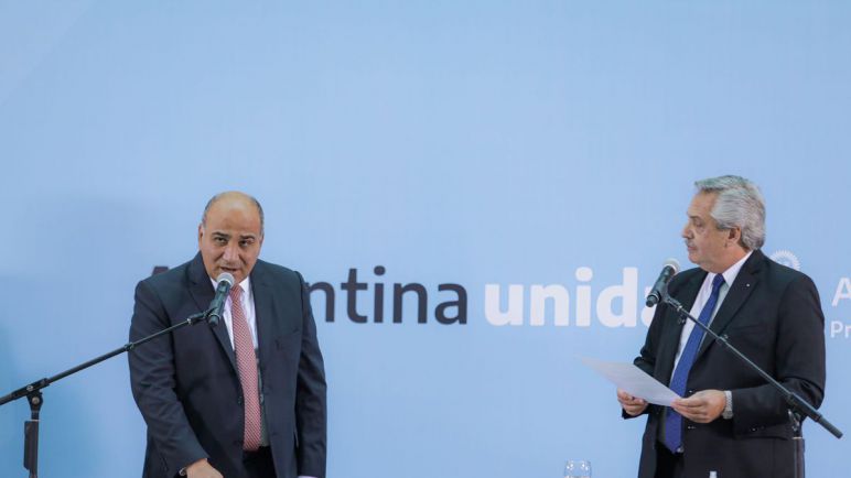 Manzur enfocado en la campaña y junto a los candidatos del Frente de Todos